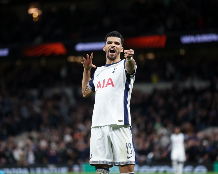 九游游戏-索兰克：进球是献给正怀孕的太太，庆祝动作致敬《海贼王》