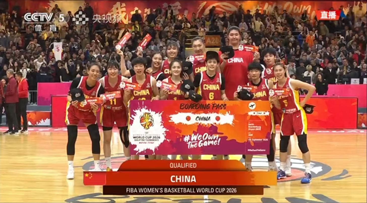 九游游戏-光漂亮有啥用？4战14中3，失误多于得分，球迷：是咋进的国家队？